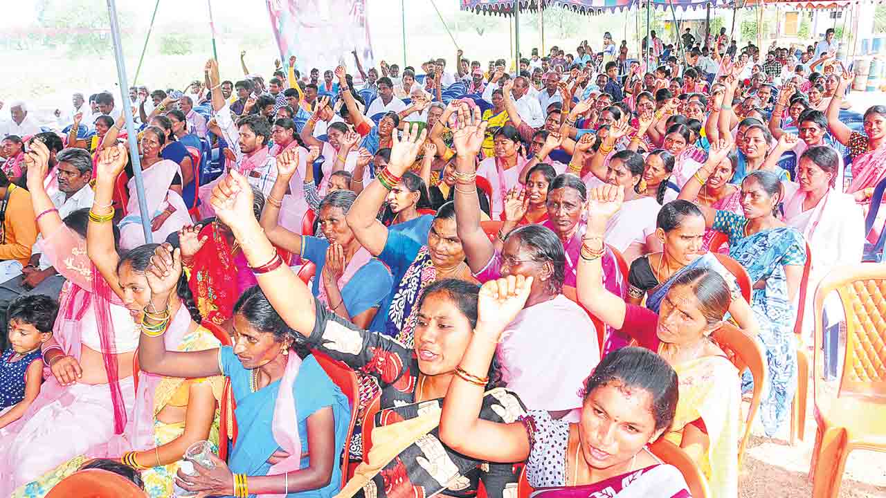 గండ్ర వెంకటరమణారెడ్డికే మా ఓటు