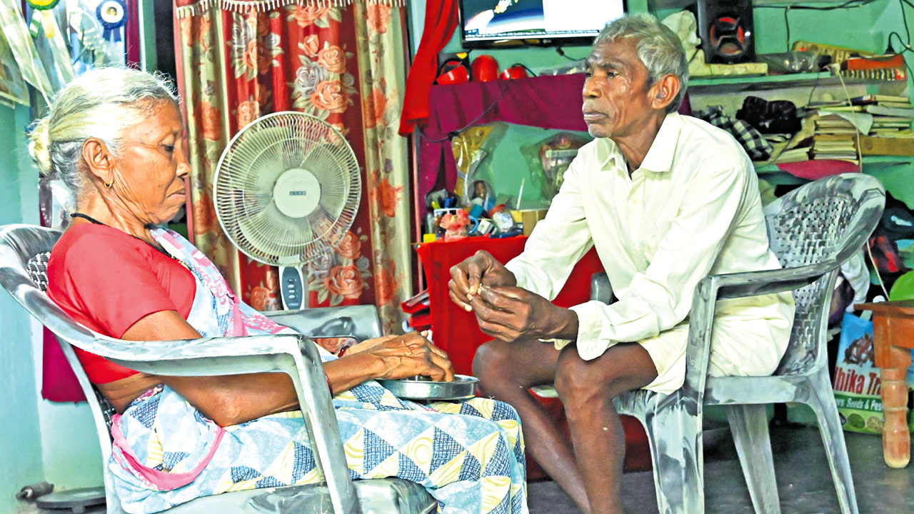 Public Voice | కరెంటు వెలుగులు నింపింది కేసీఆరే