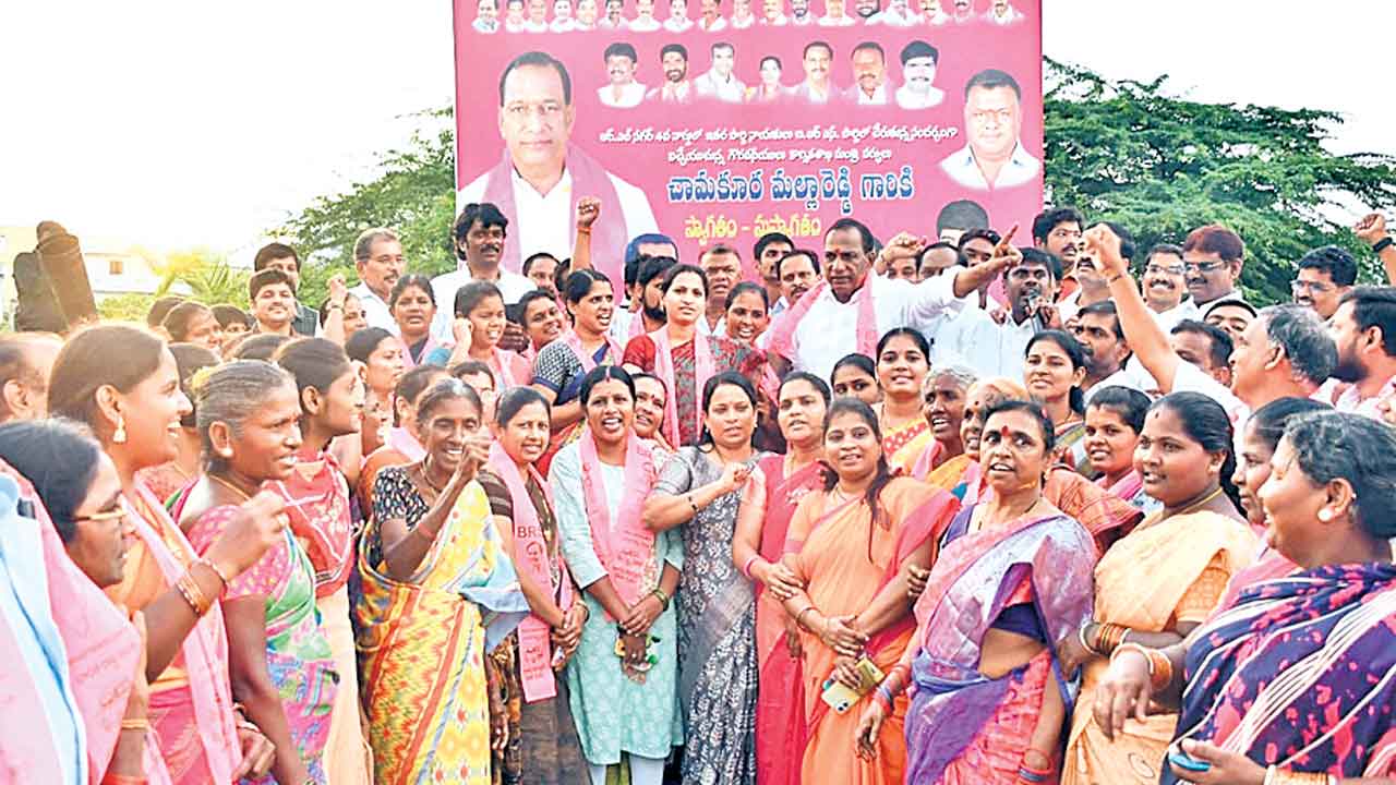 కాంగ్రెస్‌, బీజేపీలకు గడ్డుకాలమే