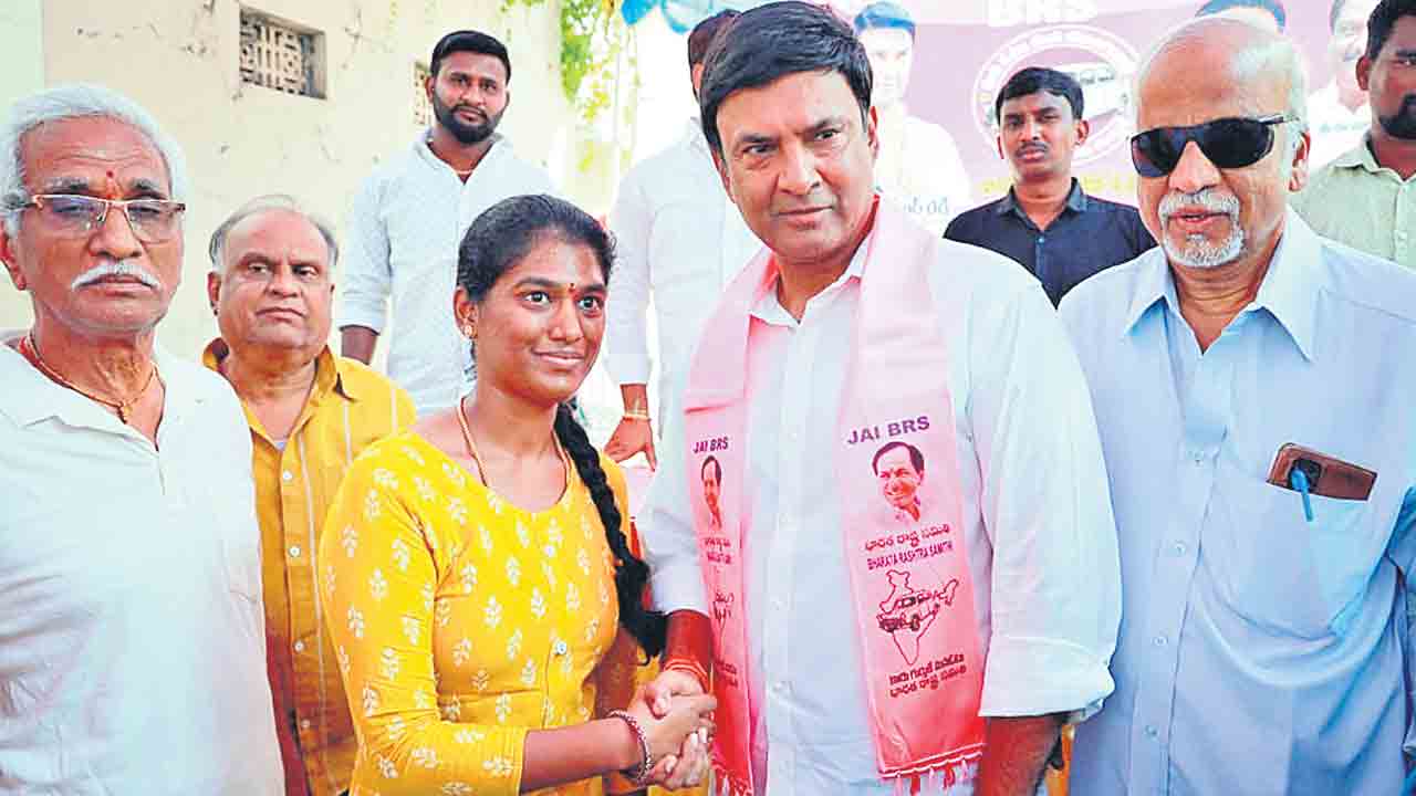 ఇంటింటి ప్రచారానికి మంచి స్పందన