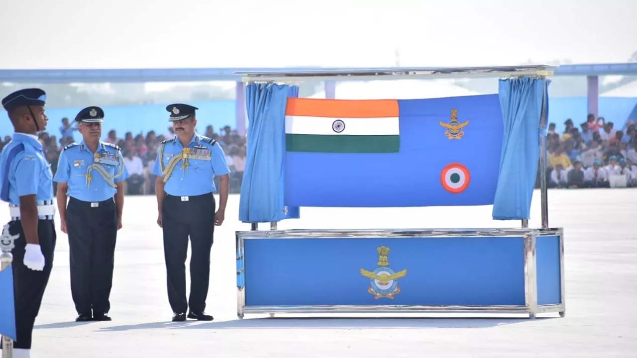 Air Force Day | భారత వైమానిక దళం ఫ్లాగ్‌ మారింది..!