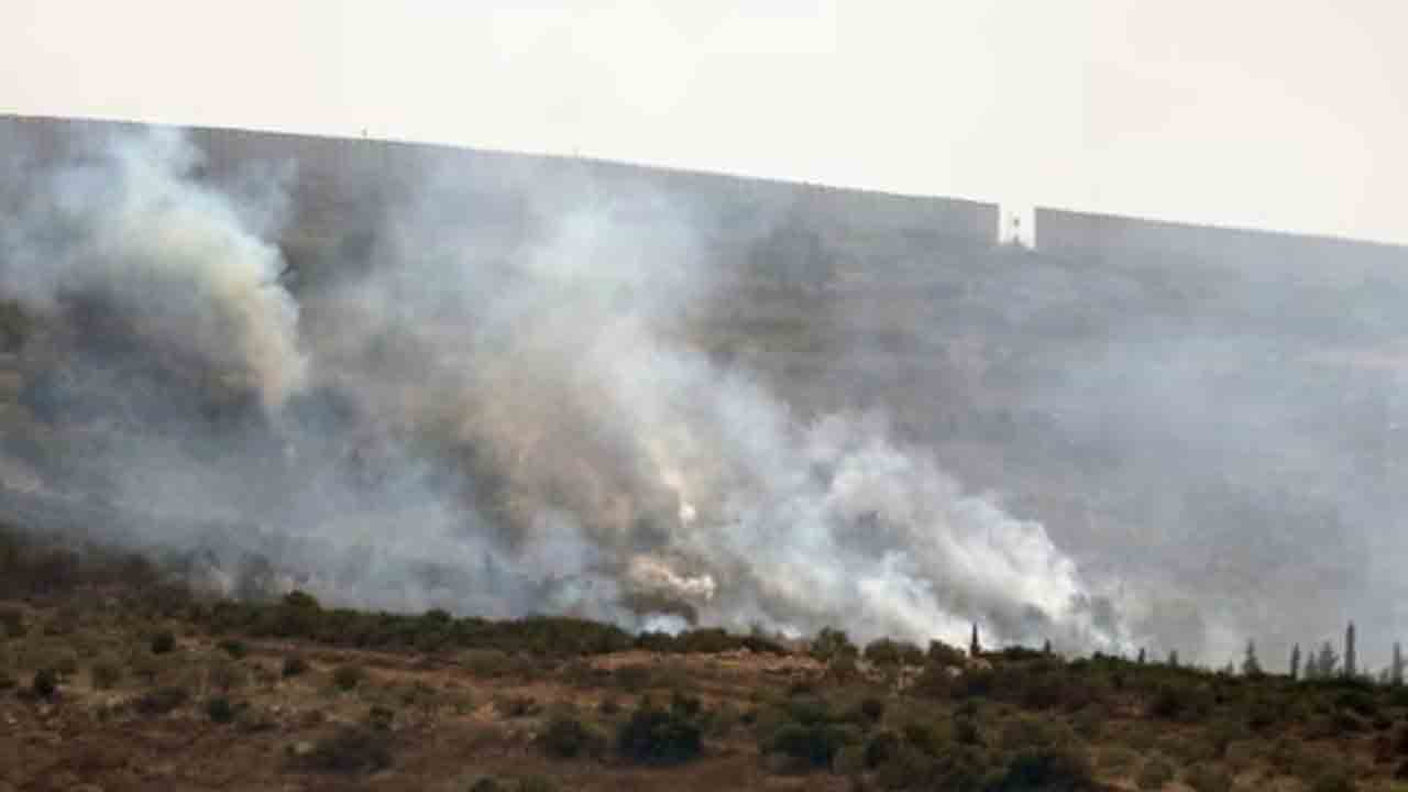 Israel War | ఇజ్రాయెల్‌పై ముప్పేట దాడి.. లెబనాన్ నుంచి హిజ్బుల్లా క్షిపణులు,   సిరియా వైపు నుంచి కాల్పులు