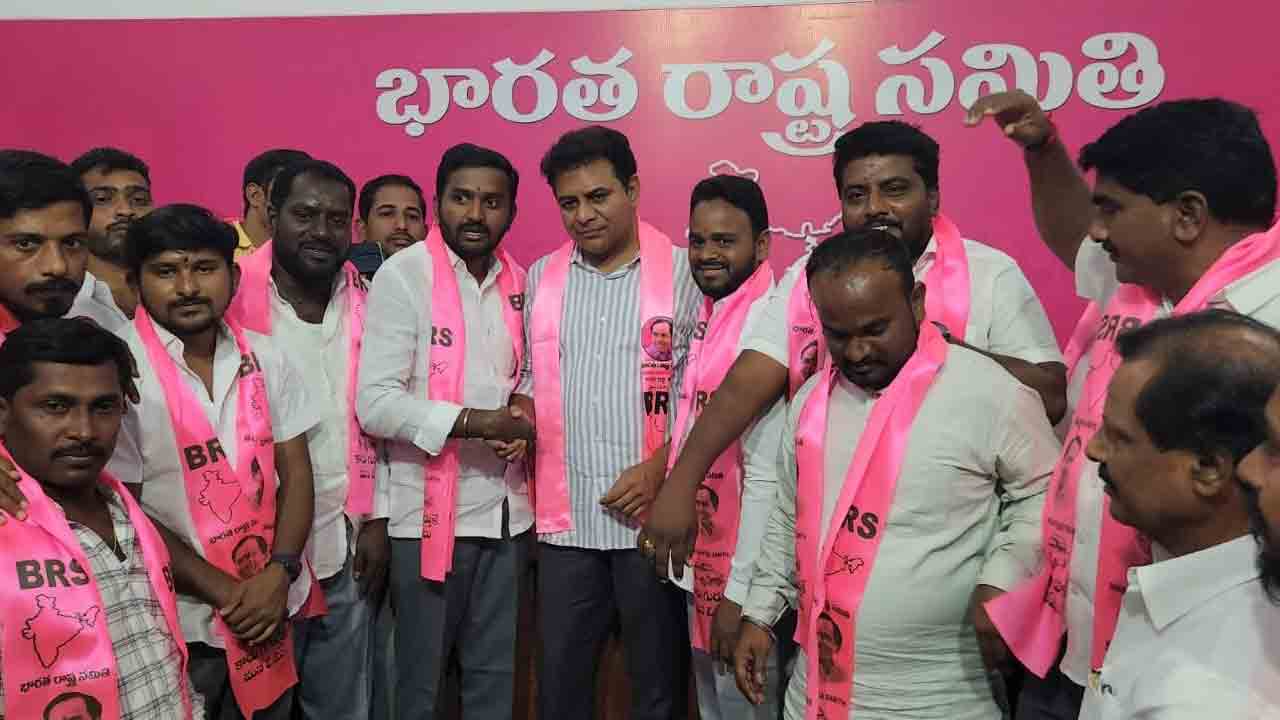 కమలంలో టికెట్ల కల్లోలం