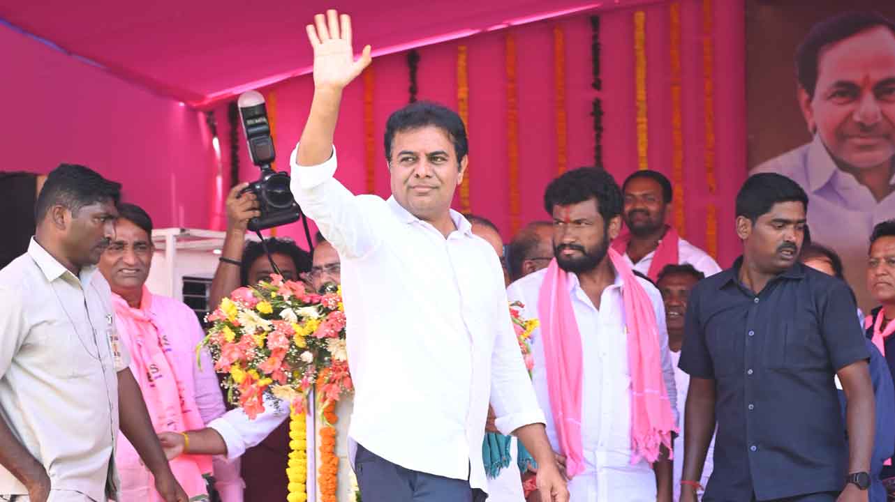 Minister KTR | నాడు ఓటుకు నోటు నేడు సీటుకు నోటు.. రేవంత్రెడ్డి పక్కా ఆరెస్సెస్ వ్యక్తి: మంత్రి కేటీఆర్