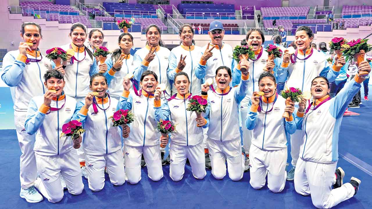 పతక వందనం