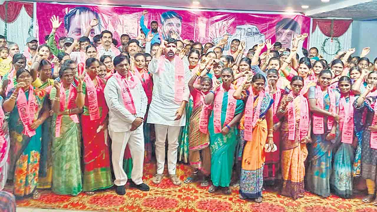 బీఆర్‌ఎస్‌కు జైకొట్టిన ముదిరాజ్‌లు