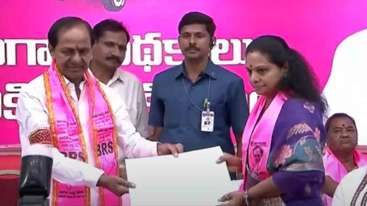 Telangana Assembly Elections | సీఎం కేసీఆర్‌ తరఫున బీఫామ్‌ అందుకున్న గంప గోవర్ధన్‌