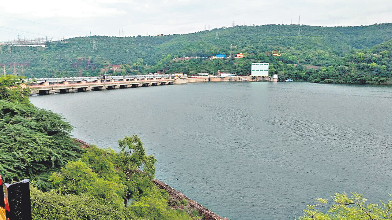 Telangana |  ఏపీలో విలీనంతో హక్కు కోల్పోయిన తెలంగాణ.. స్వరాష్ట్రంతో జల హక్కులు