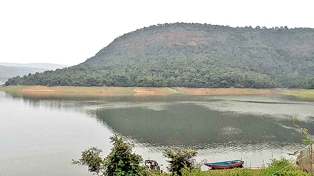 కృష్ణానదిలో.. డాల్ఫిన్‌ నోస్‌ గుట్ట!