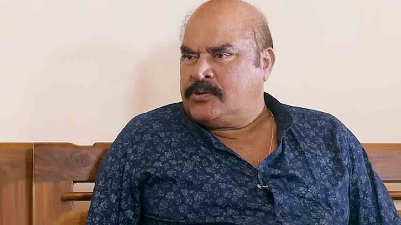 Kundara Johny | చిత్ర పరిశ్రమలో విషాదం.. గుండెపోటుతో ప్రముఖ నటుడు మృతి