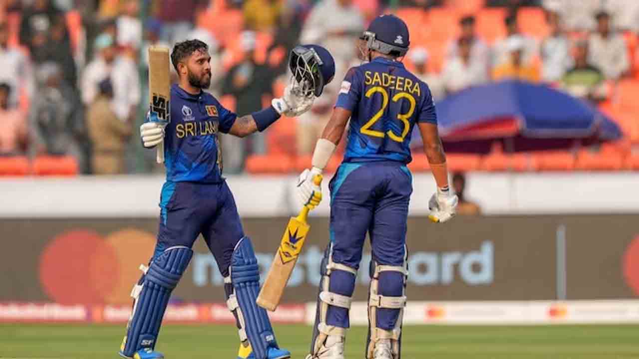 SL vs PAK | కుశాల్‌ మెండిస్‌ వీరవిహారం.. 65 బంతుల్లోనే సెంచరీ