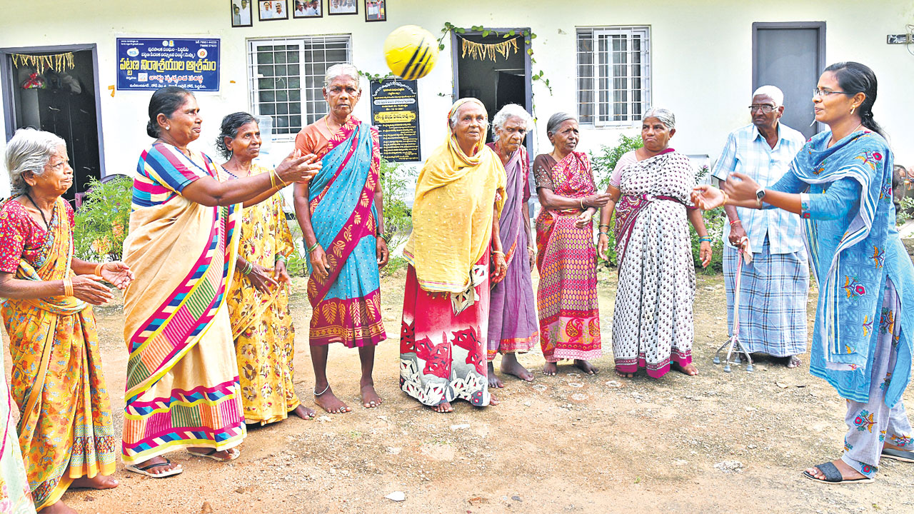 మలిసంధ్యలో మనోధైర్యంగా..
