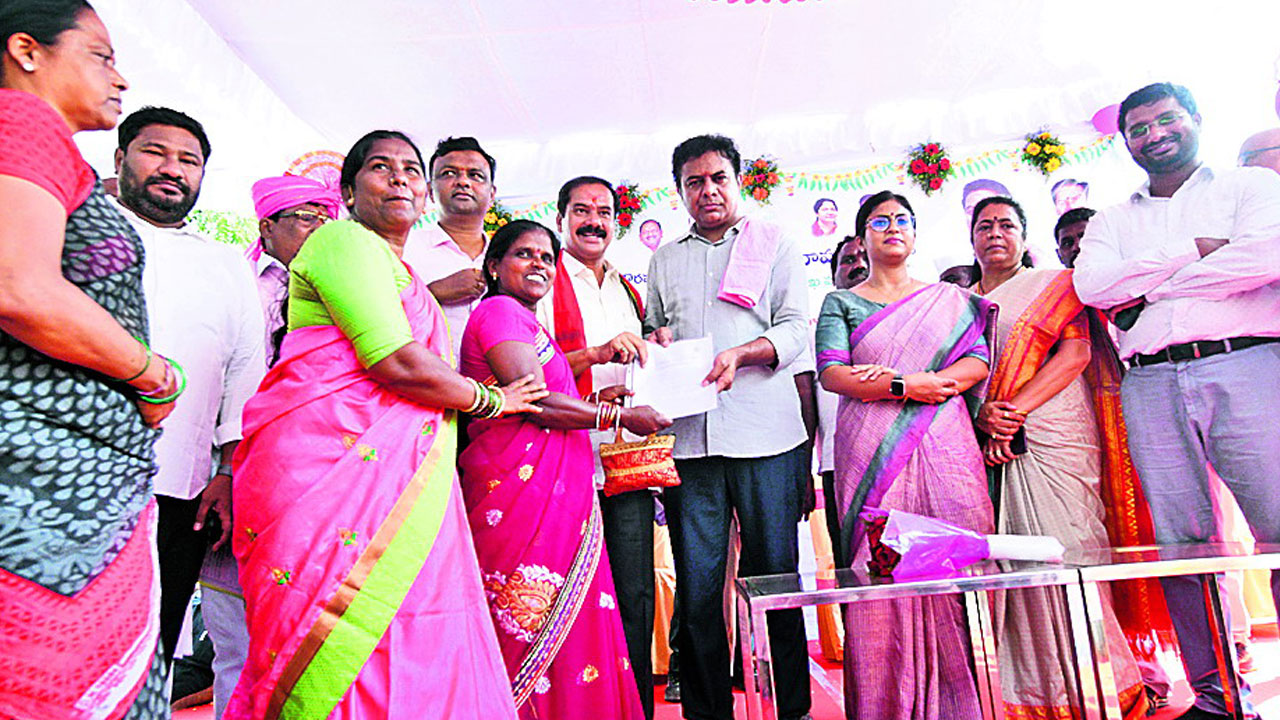 Minister Ktr