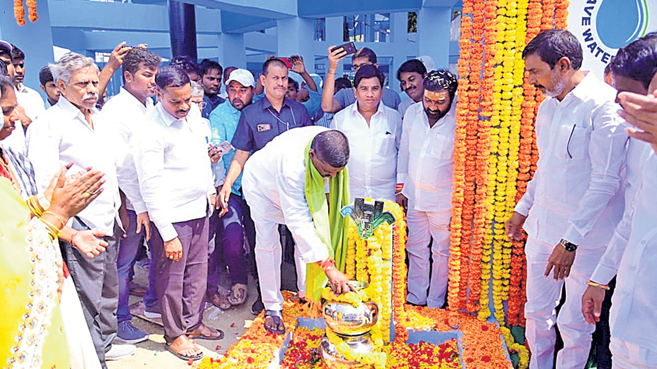 అపర భగీరథుడు సీఎం కేసీఆర్‌