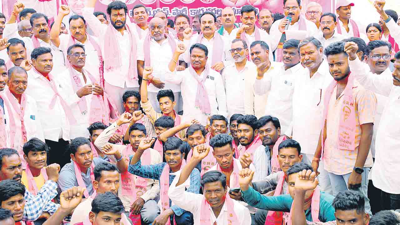 అభివృద్ధికే పట్టం కట్టాలి