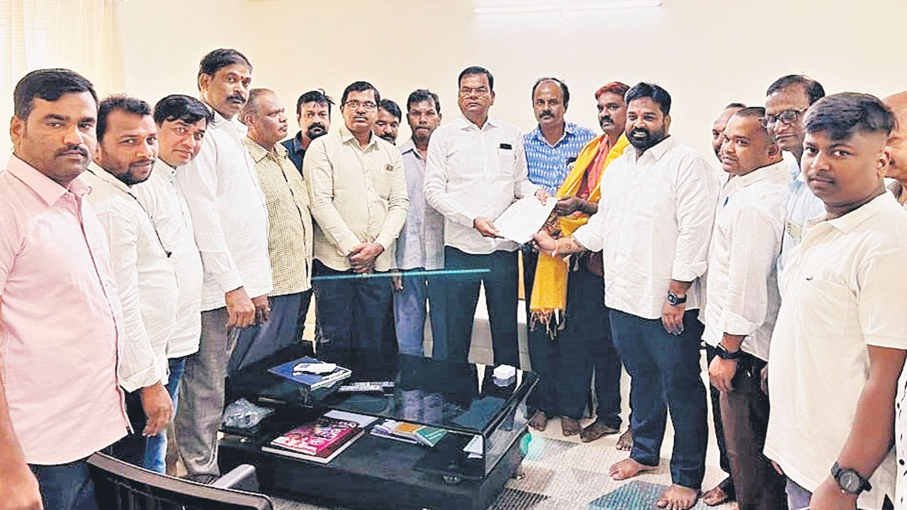 కాలేరుకే మద్దతు