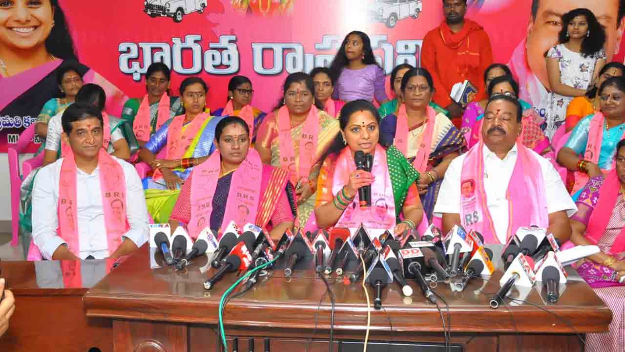 షుగర్‌ ఫ్యాక్టరీమూతకు కాంగ్రెస్సే కారణం