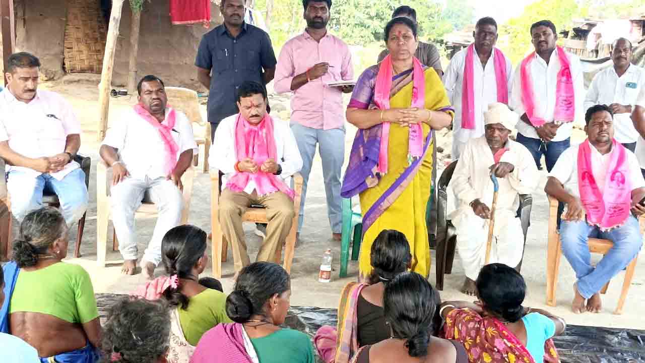 Telangana Assembly Elections | ఆసిఫాబాద్‌లో బీఆర్‌ఎస్‌ అభ్యర్థి కోవా లక్ష్మి ముందంజ