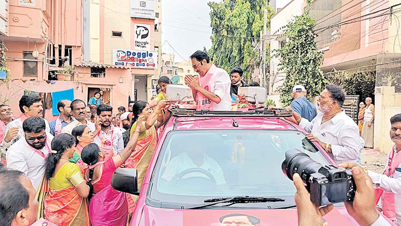 అత్యధిక మెజార్టీతో గెలిపించండి..