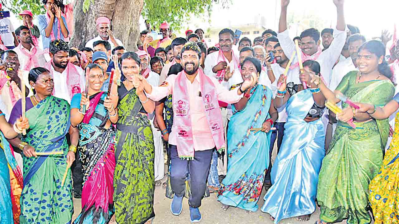 కాంగ్రెస్‌ దొంగ హామీలను నమ్మొద్దు