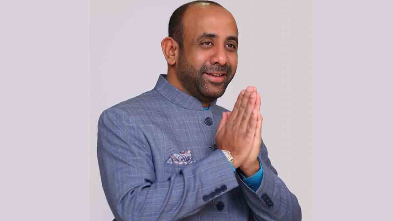 ఎమ్మెల్యే షకీల్‌ వెంటే రాంపూర్‌ యువత