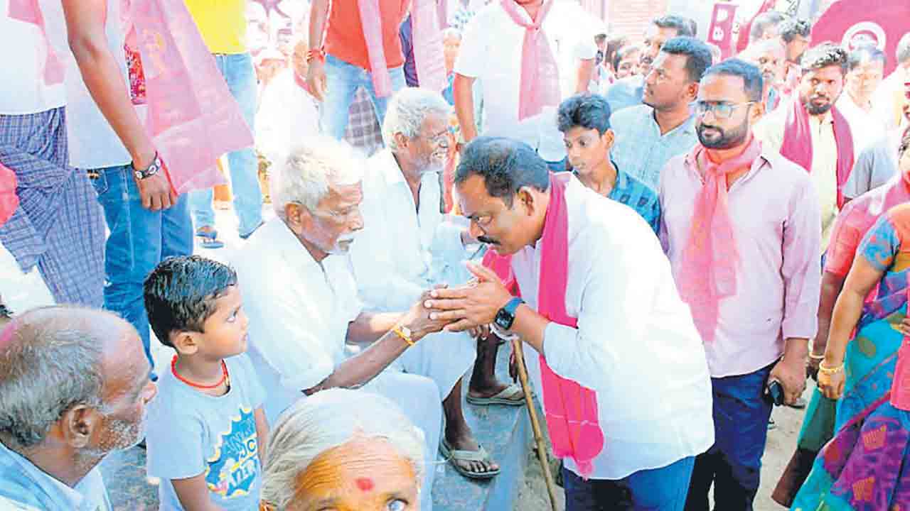 కేసీఆర్‌కు ఓటేసి అండగా నిలుద్దాం