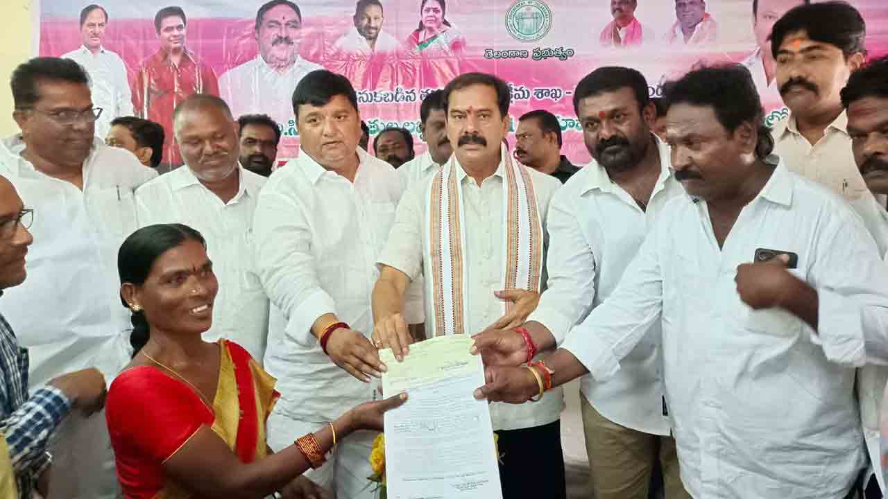 పేదల పెన్నిధి.. సీఎం కేసీఆర్‌