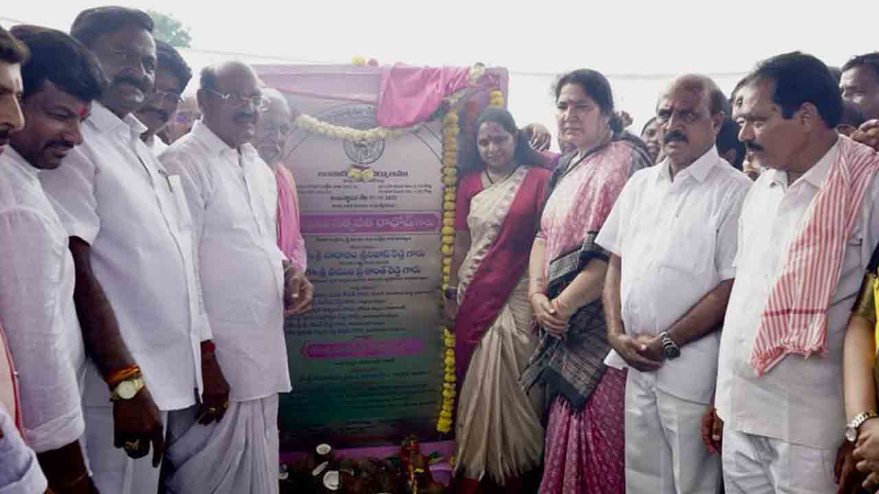 BRS MLC Kavitha | తెలంగాణలోనే ఎస్టీ సబ్ ప్లాన్ కింద రూ.90 వేల కోట్ల కేటాయింపు.. తేల్చి చెప్పిన ఎమ్మెల్సీ కవిత