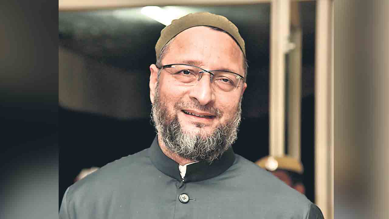 Asaduddin Owaisi | ప్ర‌జా పాల‌న ద‌ర‌ఖాస్తుల స్వీక‌ర‌ణ ఉర్దూలోనూ ఉండాలి : అస‌దుద్దీన్ ఒవైసీ
