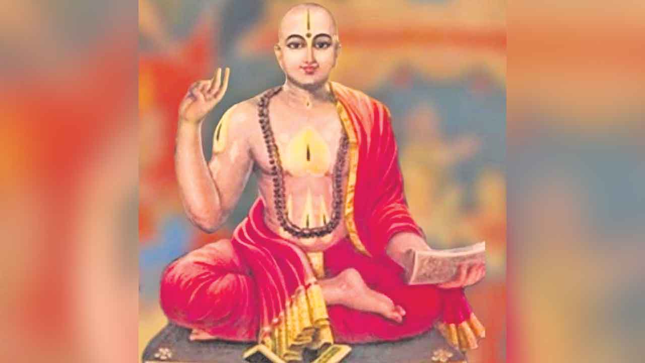 విష్ణువొక్కడే విశ్వాంతరాత్ముడు!