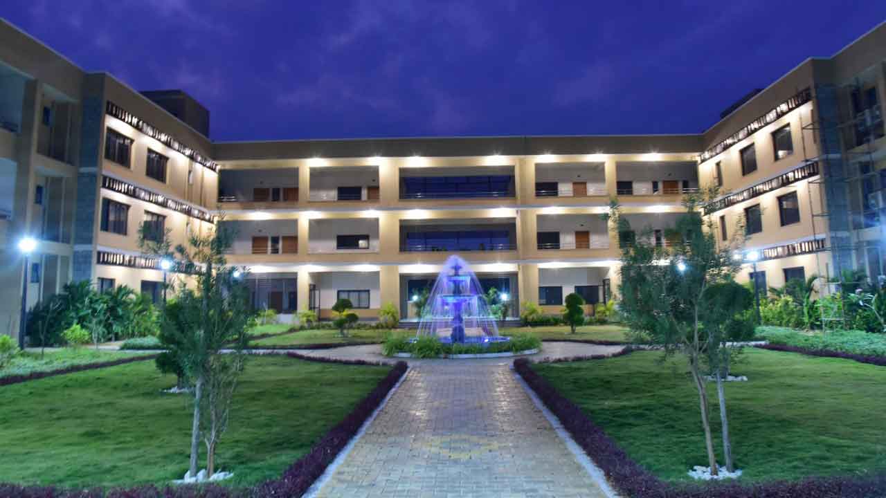 పరిపాలనా బిందువు పాలమూరు