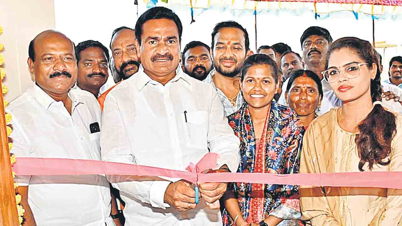 మాట నిలబెట్టుకున్న సీఎం.. సొంతింటికి పూర్ణ