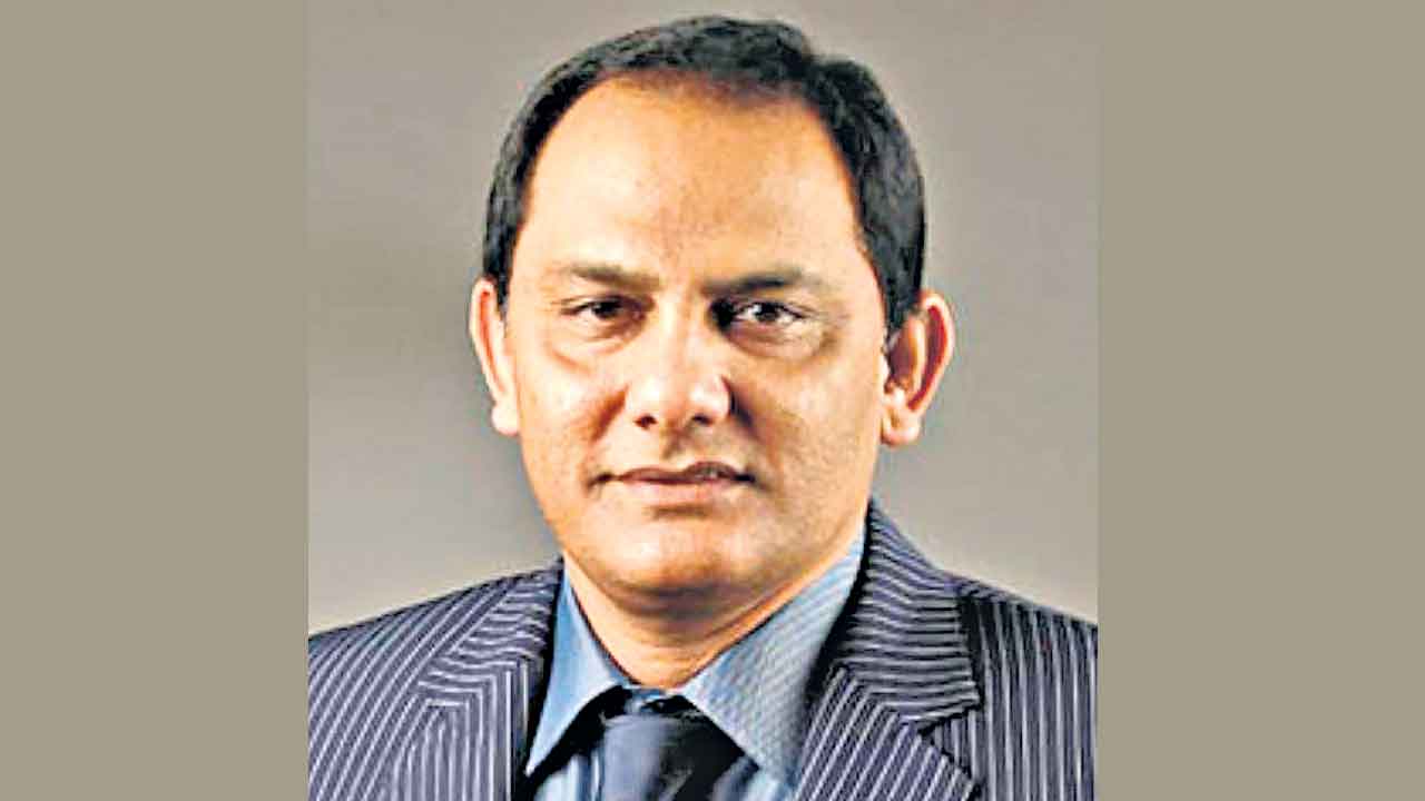 అజారుద్దీన్‌పై వేటు