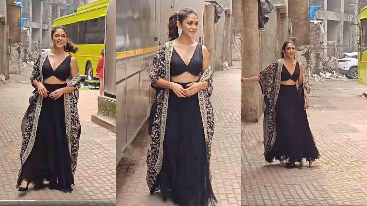 Mrunal Thakur | అందానికే అసూయపుట్టేలా.. మృణాళ్‌ ఠాకూర్‌ సోయగానికి ఫిదా