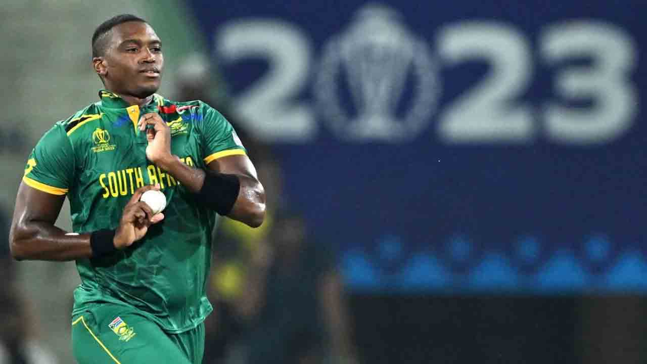 ODI World Cup | ఓపెనర్లను పోగొట్టుకున్న ఆసీస్.. ధాటిగా సౌతాఫ్రికా బౌలింగ్