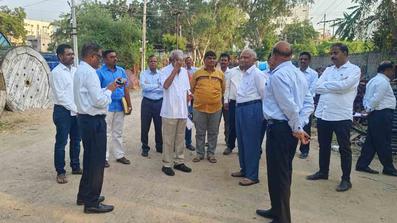 వినియోగదారులకు నాణ్యమైన విద్యుత్‌