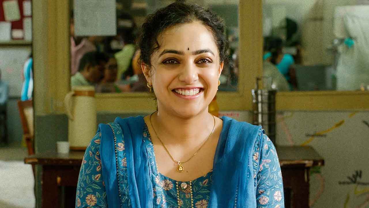 కుమారిగా మారిపోయి..