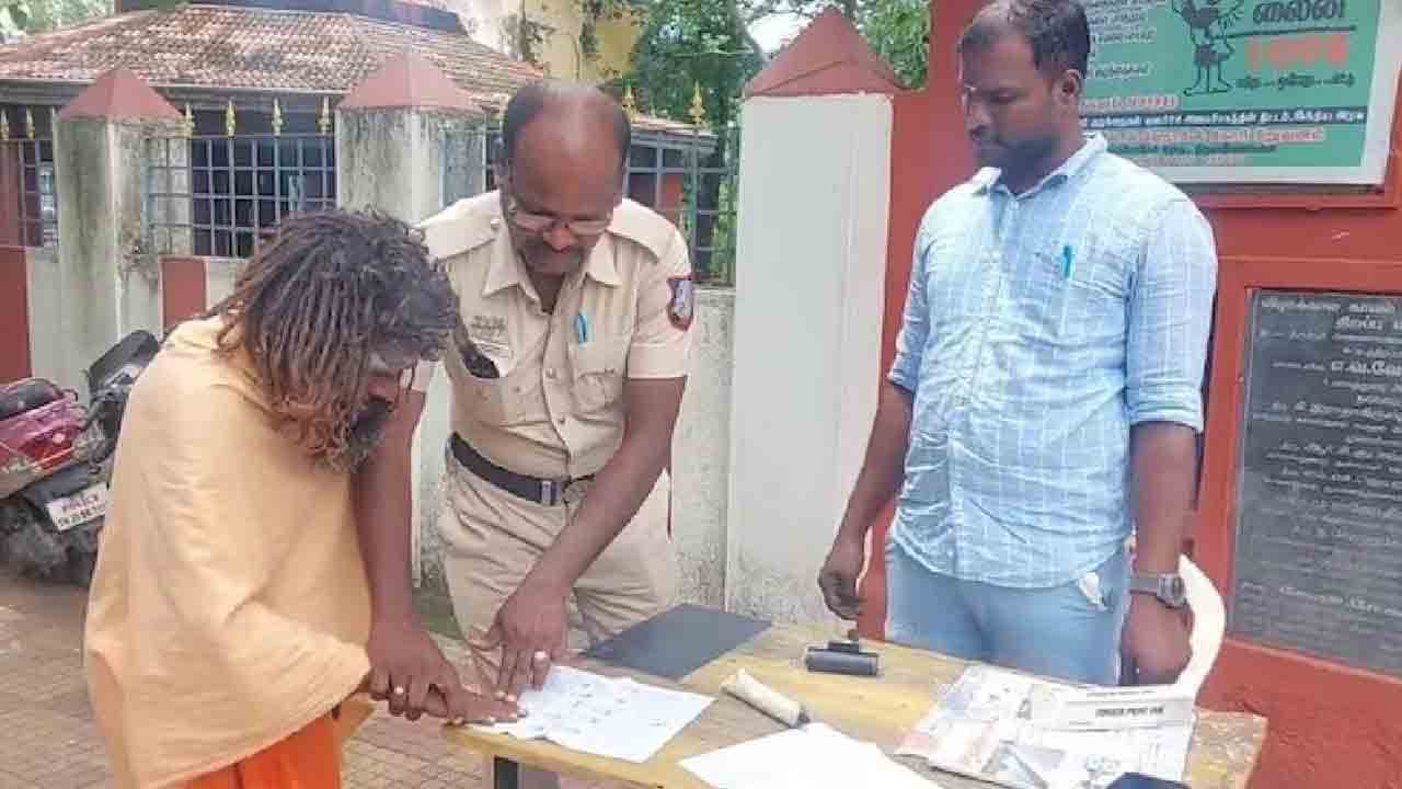తమిళనాడులో నకిలీ సాధువులపై తనిఖీలు