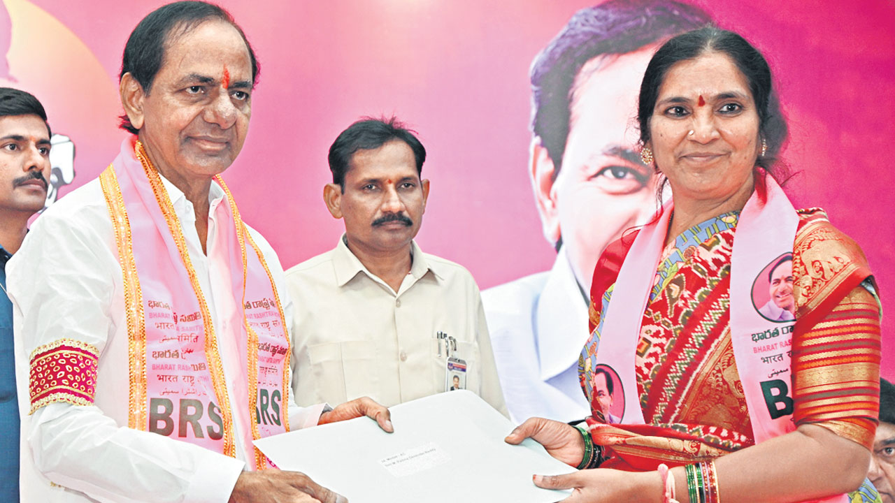 Padmadevender Reddy, Cm Klc