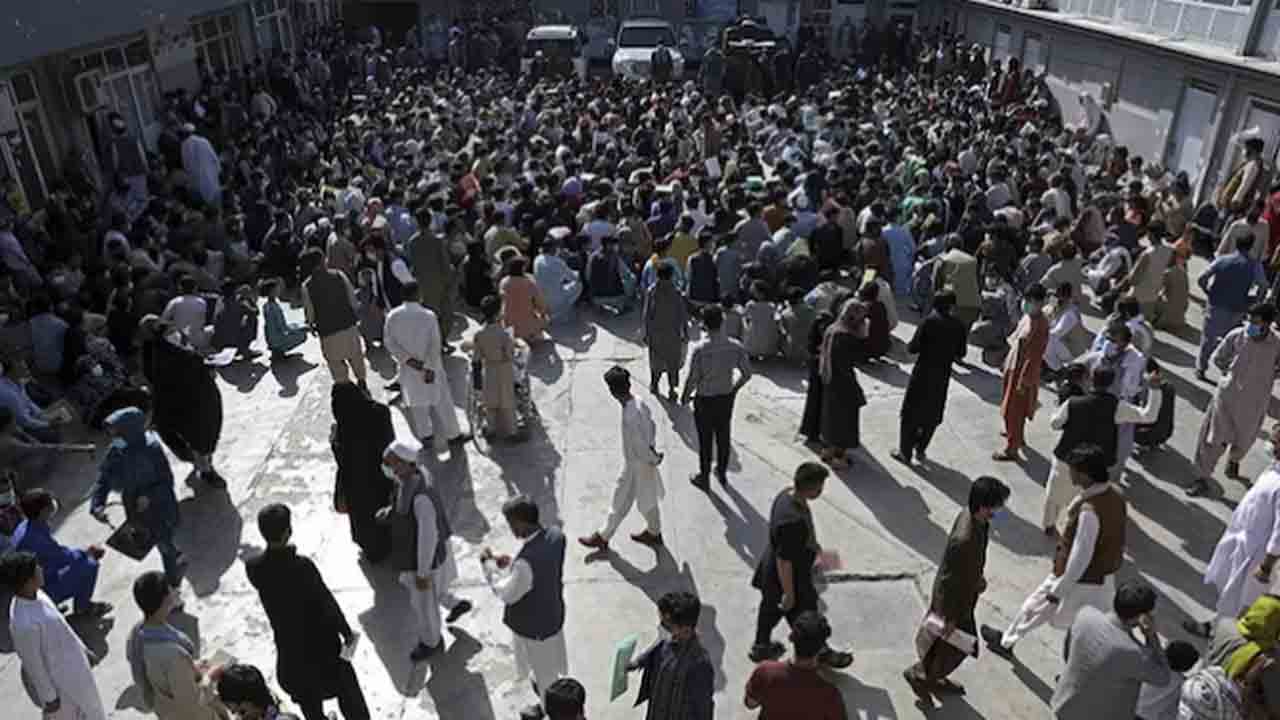 illegal immigrants | నవంబర్‌ 1లోగా దేశం విడిచి వెళ్లిపోండి.. అక్రమ వలసదారులకు పాకిస్థాన్‌ వార్నింగ్‌