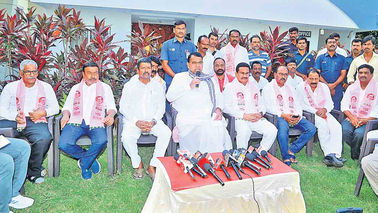 కాంగ్రెస్‌ రైతు వ్యతిరేక పార్టీ