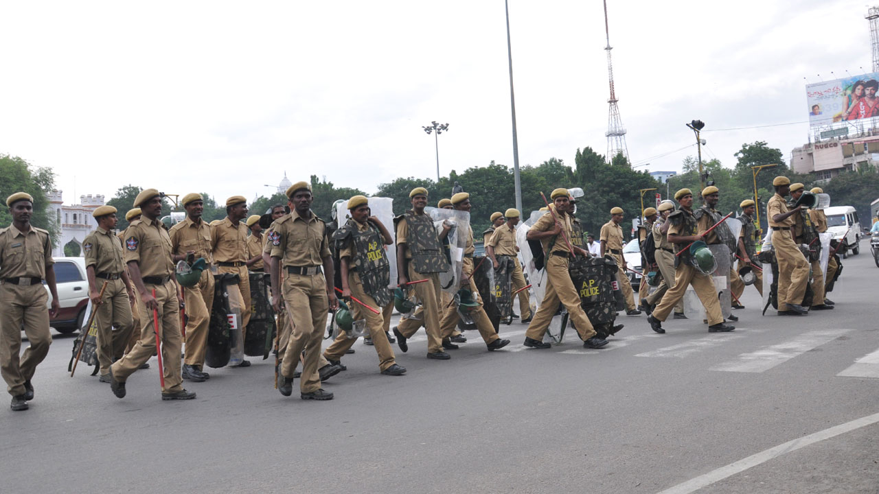 ఎన్నికలకు పోలీస్‌శాఖ సంసిద్ధం