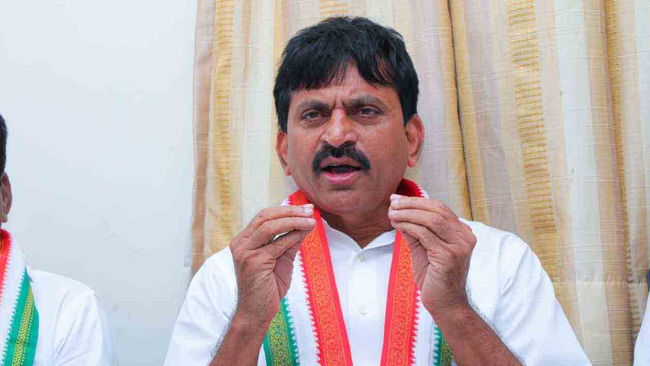 పాలేరు కోసం సీపీఎం పట్టు