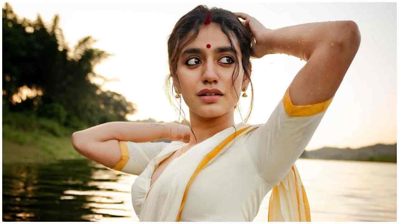 Priya Prakash Varrier | తడి అందాలతో మైమరిపిస్తున్న ప్రియా ప్రకాష్ వారియర్..