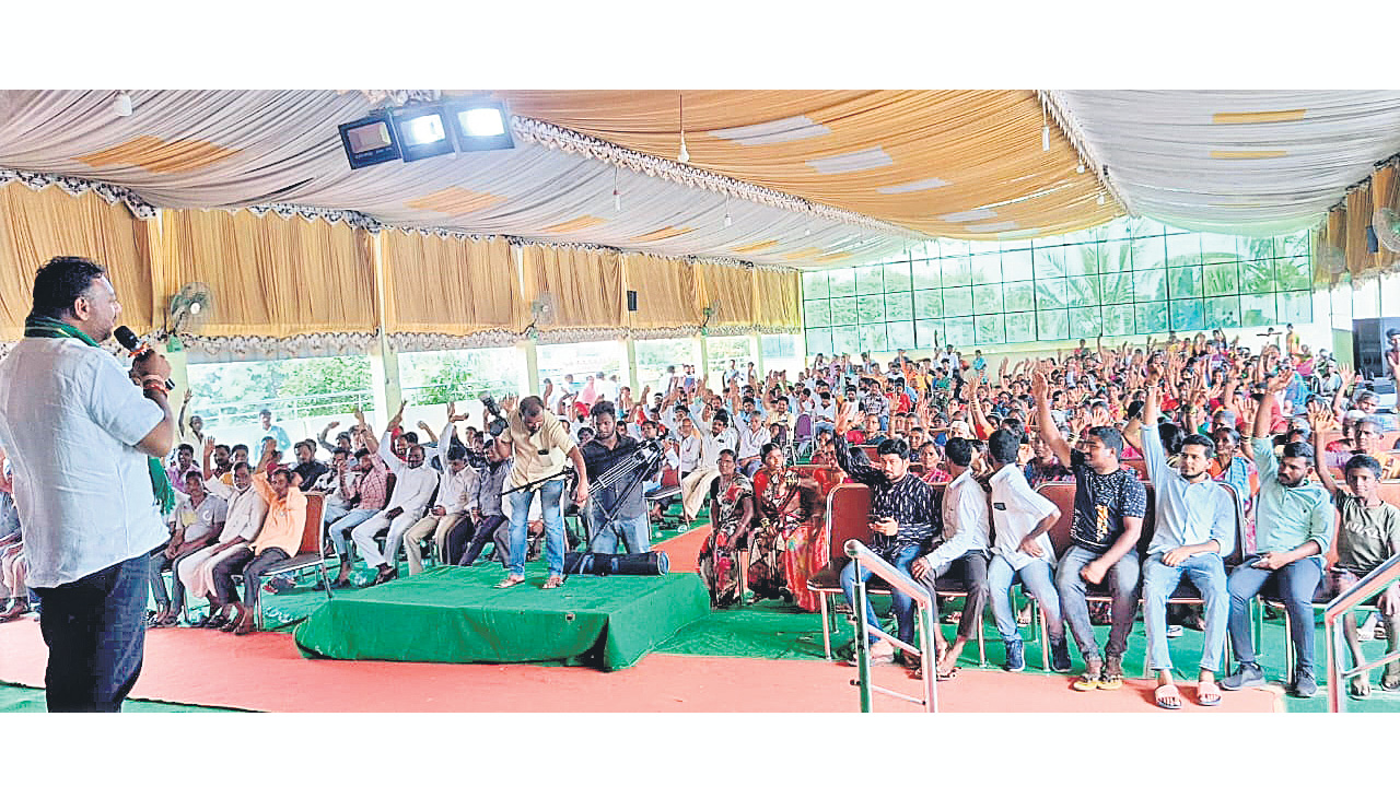 కల్వకుర్తి కాంగ్రెస్‌లో.. వర్గపోరు చిచ్చు