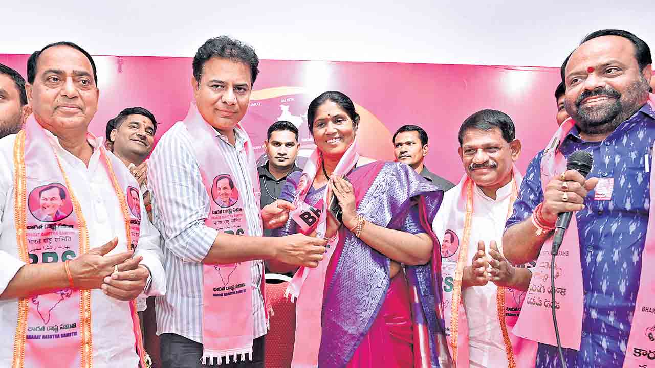 Minister KTR | తెలంగాణను దెయ్యాల పాల్జెయ్యొద్దు.. బీఆర్‌ఎస్‌ వర్కింగ్‌ ప్రెసిడెంట్‌ కేటీఆర్‌ విజ్ఞప్తి