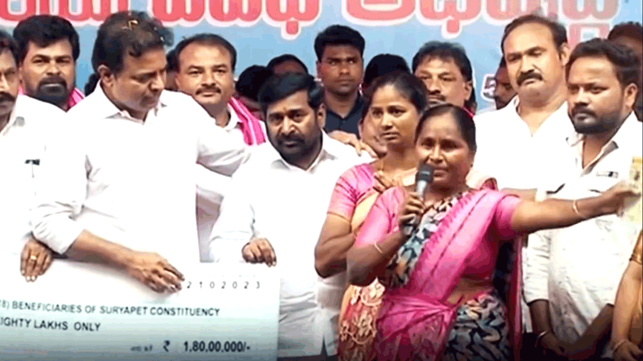 “బతికి ఉన్నంత వరకు కేసీఆర్ గారికి రుణపడి ఉంటాను” – దళితబంధు లబ్ధిదారు రత్నమ్మ