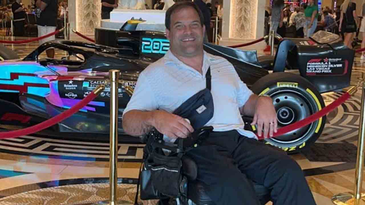 Air Canada | ఎయిర్‌ కెనడా అమానుషం.. దివ్యాంగుడిపై కనికరం చూపని వైనం..!