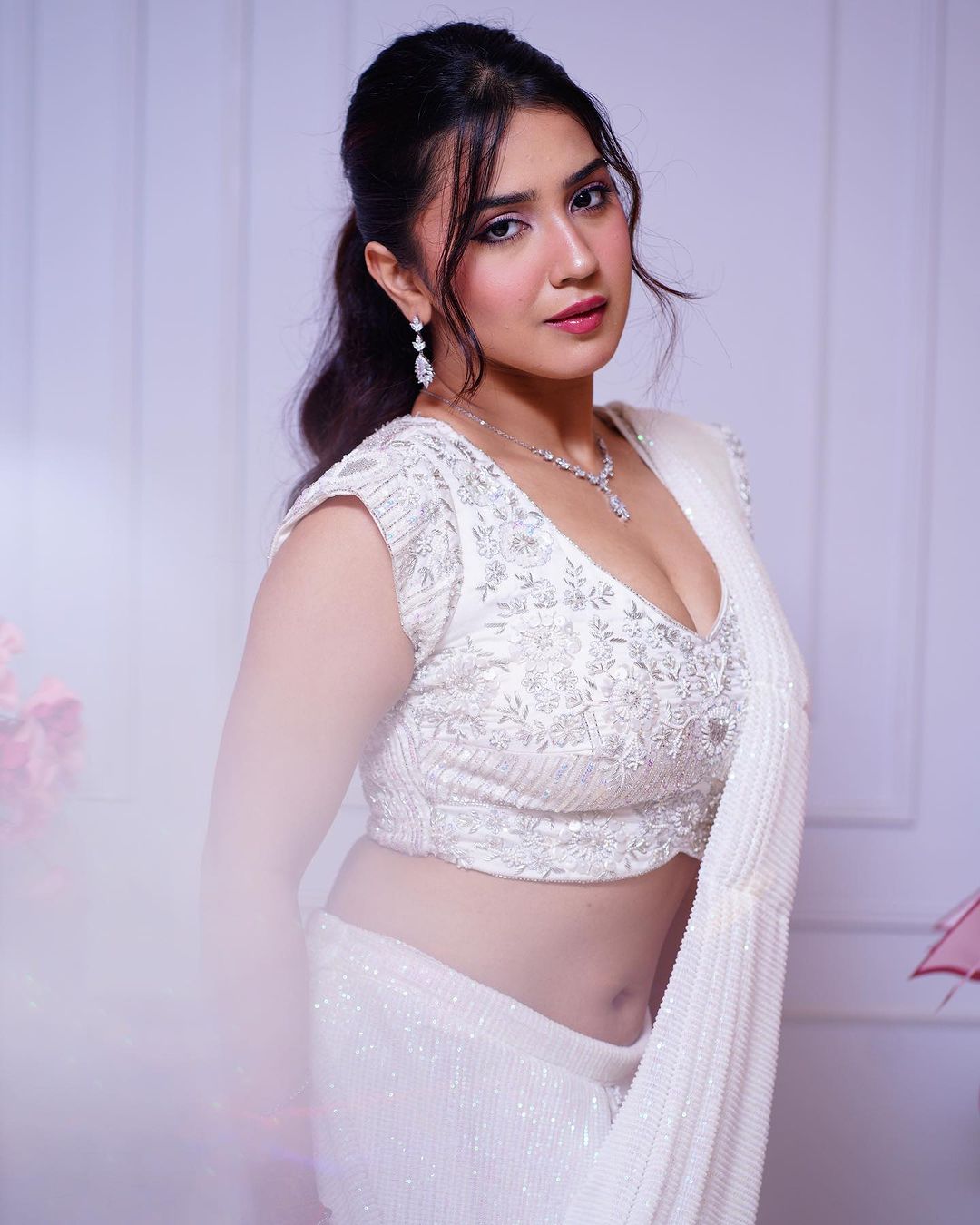 ( Photos : Instagram )