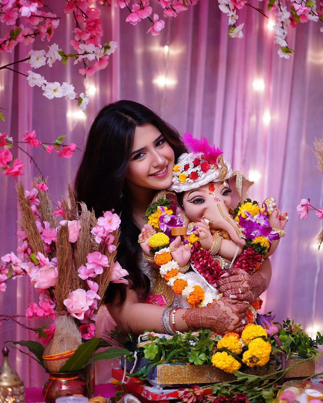 ( Photos : Instagram )